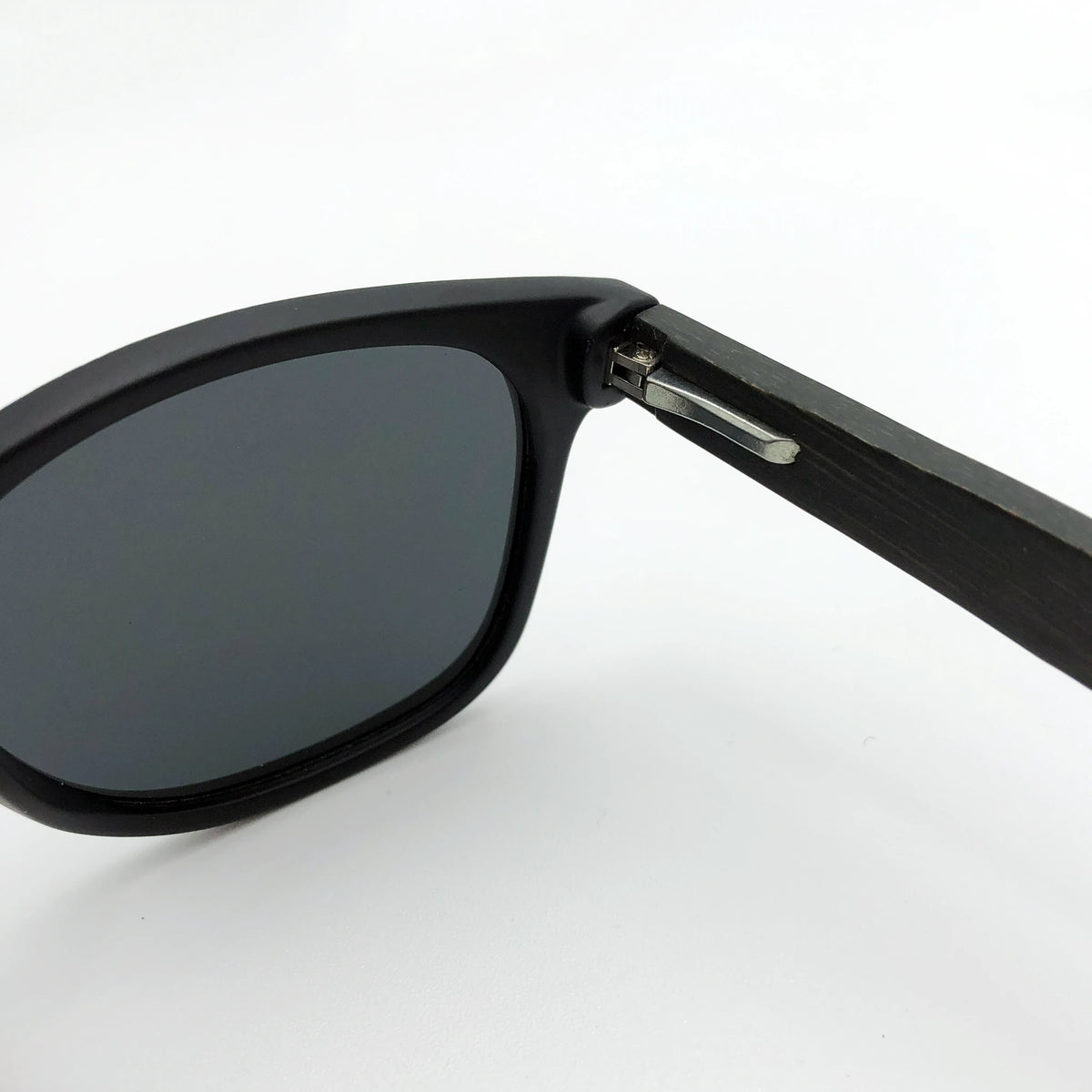 Col. 0 - Gafas de sol Bamboo Beauty Essence - Modelo Jasper Black - Black